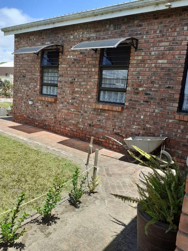 3 Bedroom Property for Sale in Albertinia Western Cape